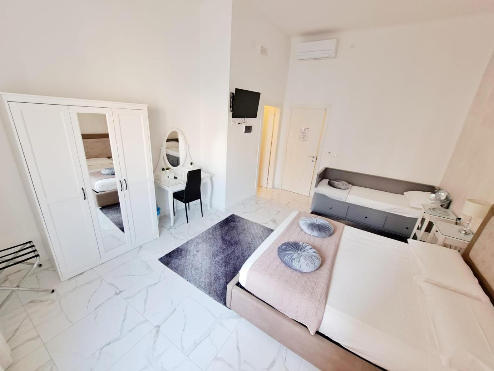 The Gallery Boutique Rooms Triest Exterior foto